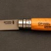 Couteau Opinel N°8 Manche Hêtre - Lame Acier Carbone -Opinel Couteau Opinel n 8 carbone hetre 1 zoom